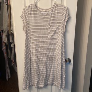 Medium Lou & Grey by Loft stripped shift dress